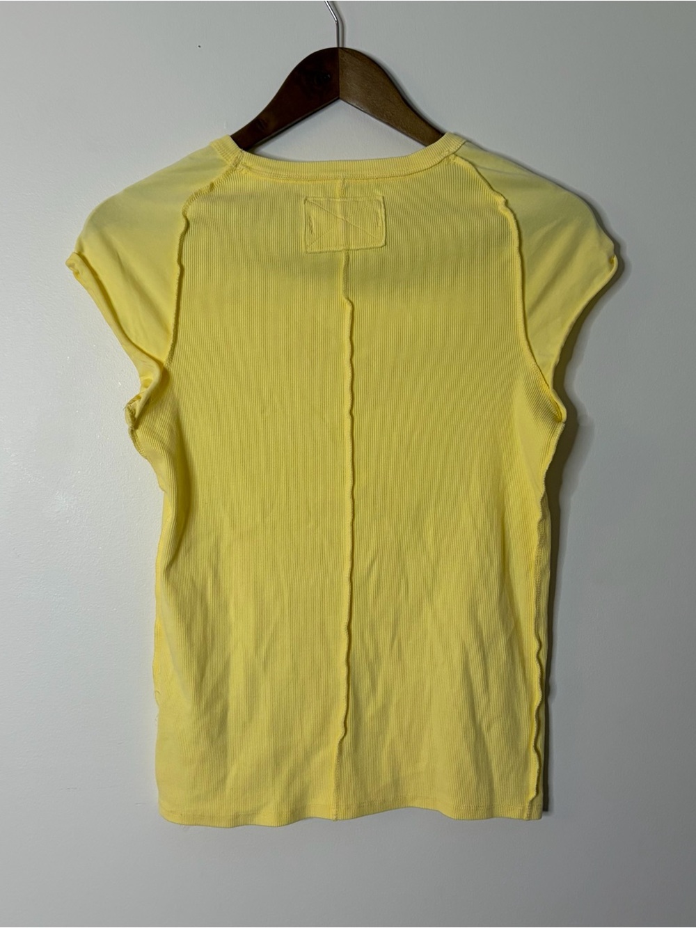 We the Free Yellow Short Sleeve Tee XL - Picture 2 of 4